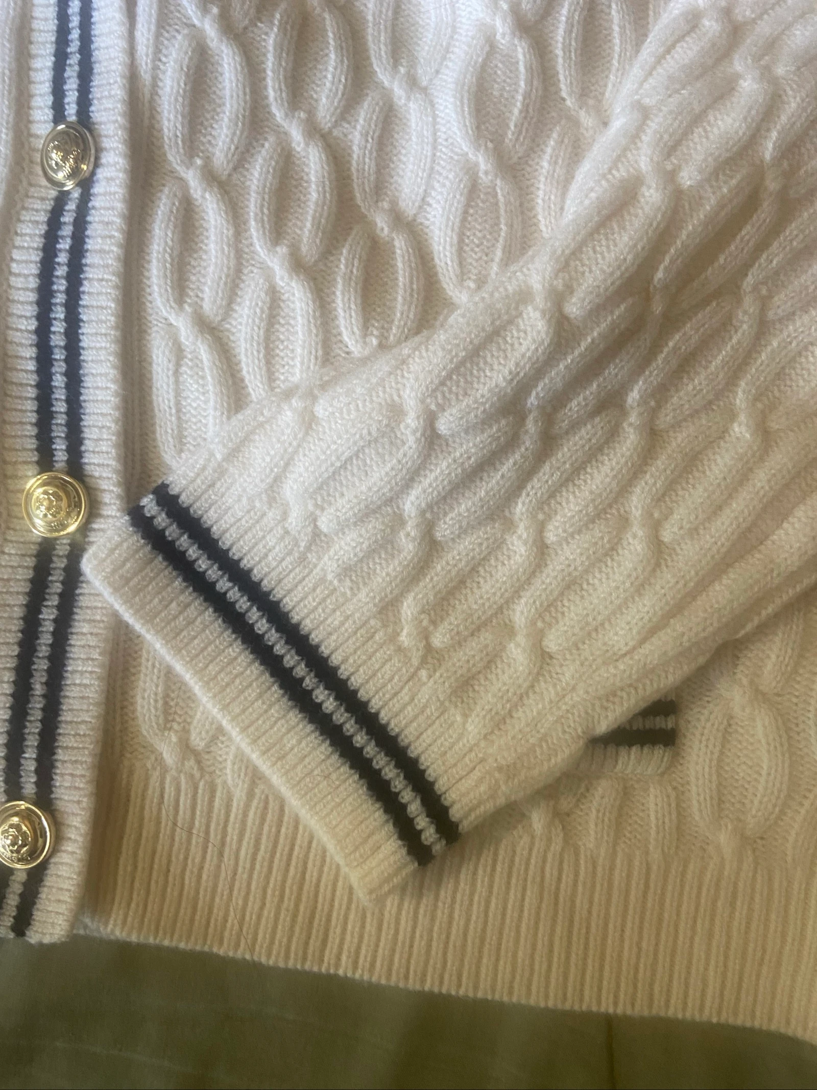 Cardigan de punto con cuello barco nuevo – photo 5